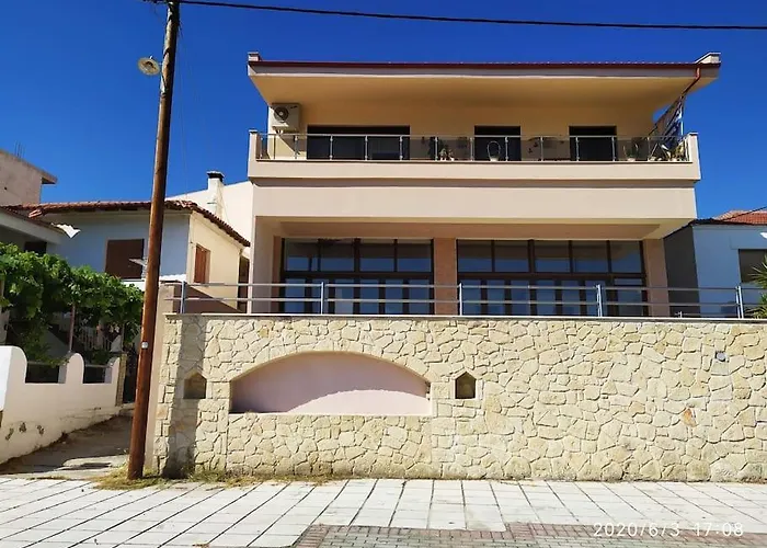 Anchors Aweigh 4-apartment Next To The Sea Appartement *